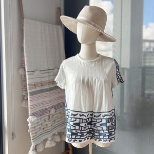 Sea New York White Blue Embroidered Short Sleeve Pullover Top Women’s Size 0